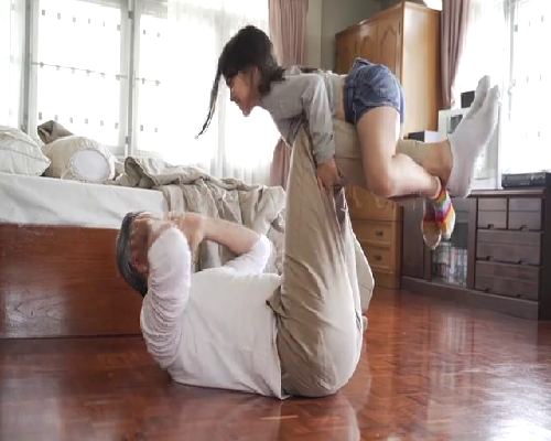 上海助孕试管宝宝,供卵代孕移植两个胚胎，成功助孕，两个孕囊，均可见胎芽