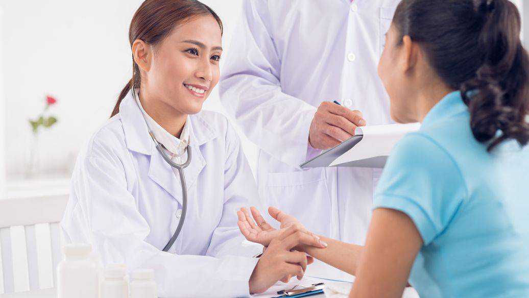 上海有代怀医院吗,上海助孕试管婴儿专家解析：试管婴儿促排阶段长短方案的